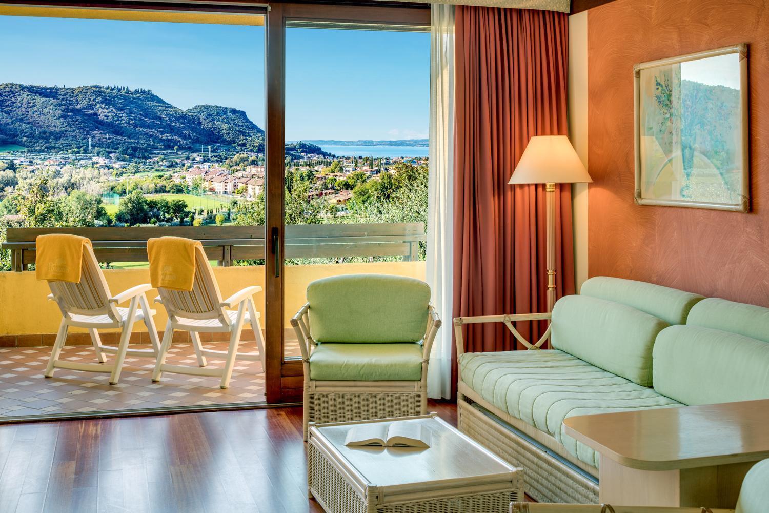 Junior Suite Lake View Annex